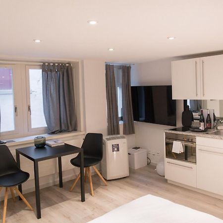 Top City Center Location By Airhome Цуг Екстериор снимка